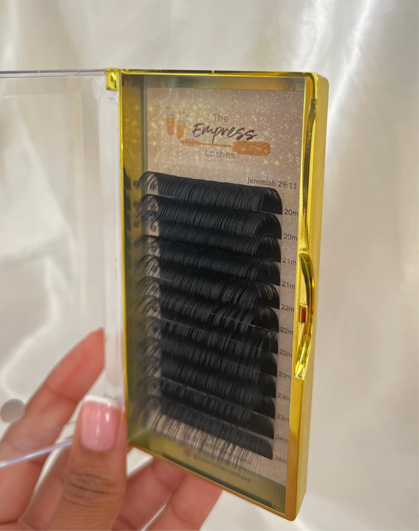 Lash Trays